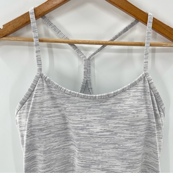Lululemon Power Pose Tank in Wee Are From Space Ice Grey Alpine White Size 10 - Picture 3 of 13